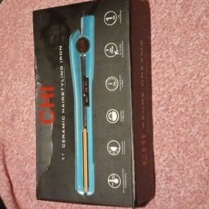 CHI ceramic hairstyling iron